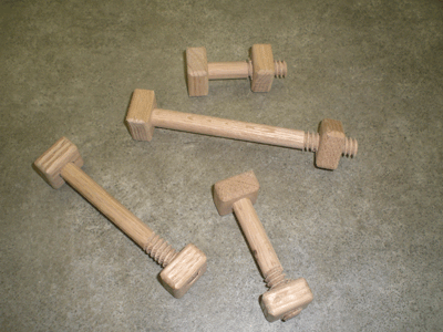 K17 - Wooden Bolts