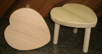 K19 - Poplar Heart Shaped Kids Stool