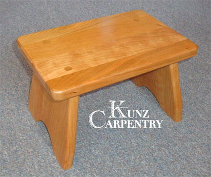 K4 - Cherry Oak Step Stool 18"L x 8"W x 7-1/2"T